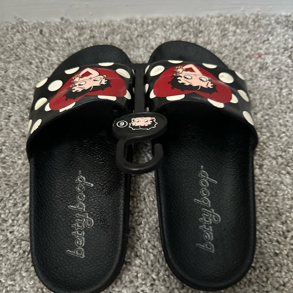Betty Boop Black White Polka Dots Footbed Slide Sandals size 6, used few times - Picture 10 of 10